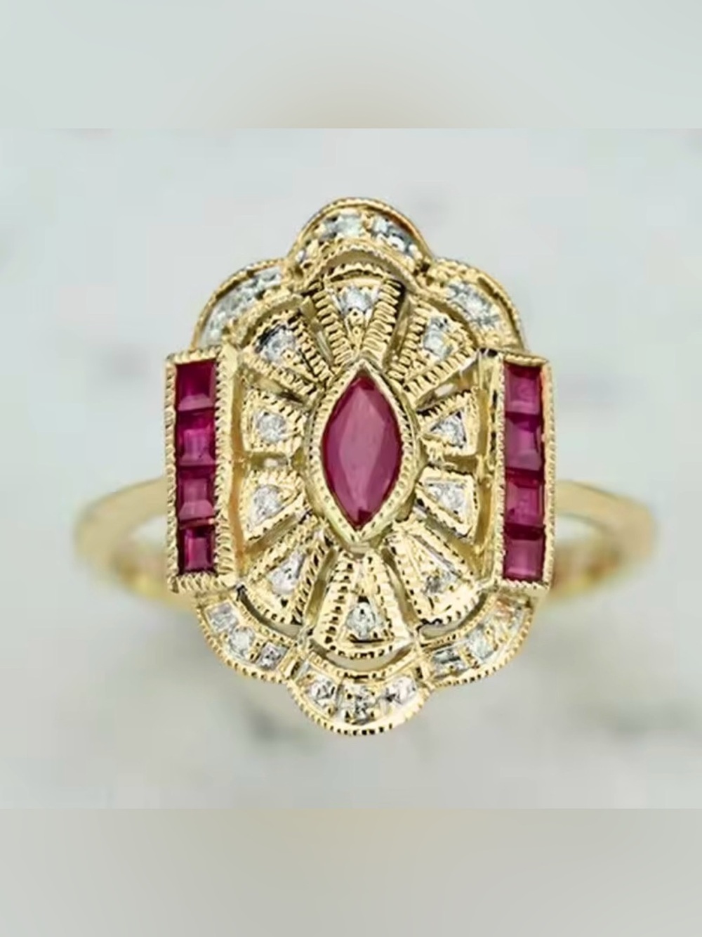 Vintage Ruby Red Crystal Statement Ring – Gold Tone Art Deco Inspired - Picture 6 of 6